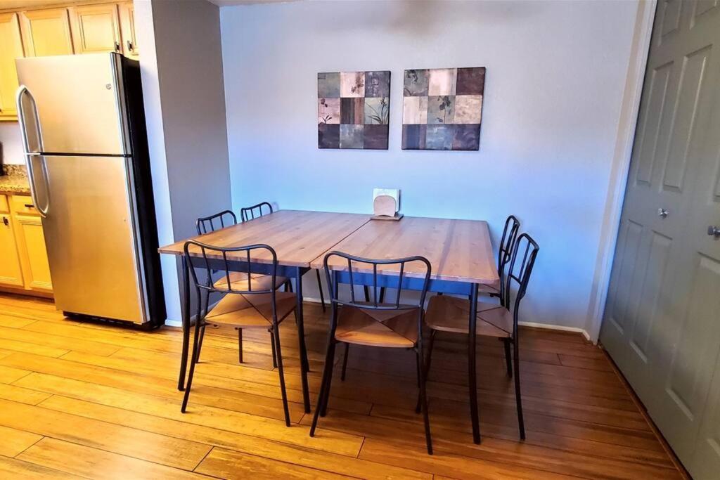 Condo With Heated Pool, Hot Tub, Near Walking Paths Глендейл Екстериор снимка